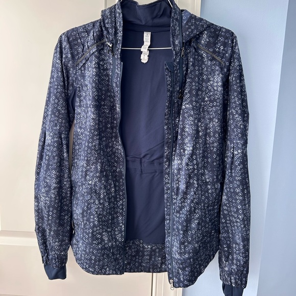 Lululemon Navy Patterned Jacket - Picture 1 of 3